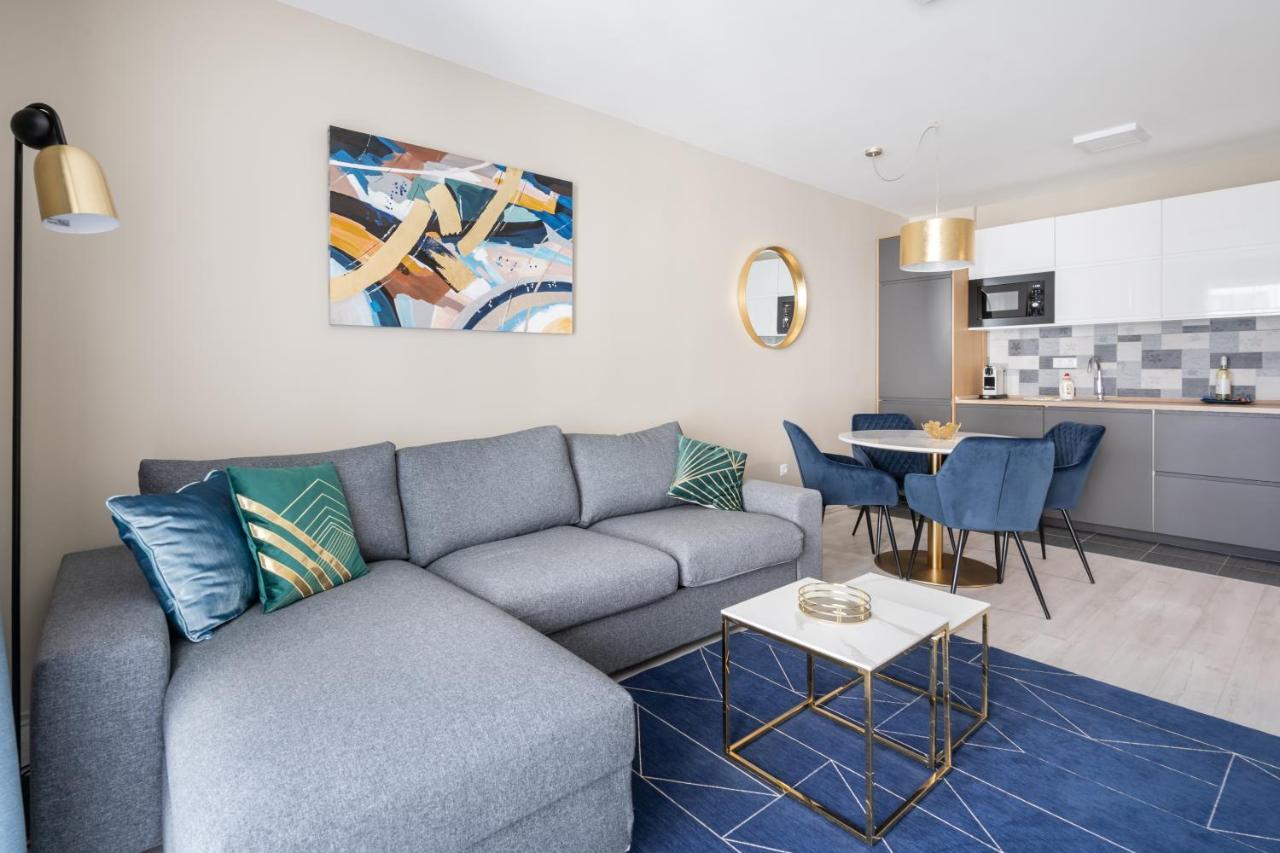 Navy Angel Apartment With Balcony Budapeste Exterior foto